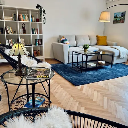 Csodakertes Kishaz Balatonfuzfon Case de vacanță *